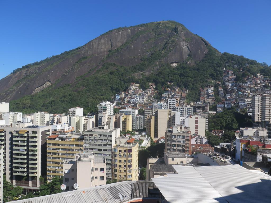 ريو دي جانيرو Walk On The Favela Hostel المظهر الخارجي الصورة