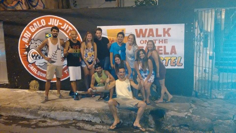 ريو دي جانيرو Walk On The Favela Hostel المظهر الخارجي الصورة