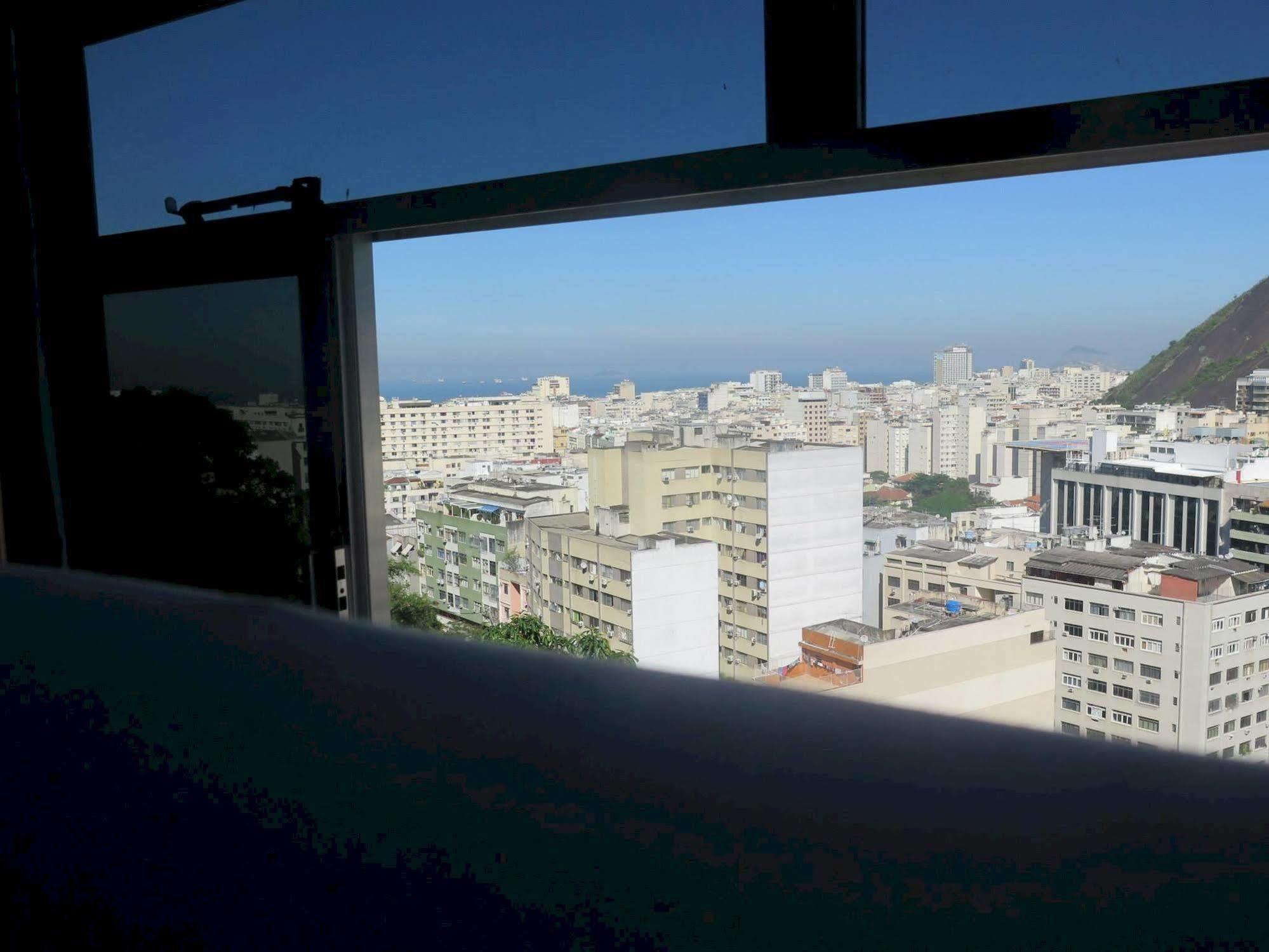 ريو دي جانيرو Walk On The Favela Hostel المظهر الخارجي الصورة